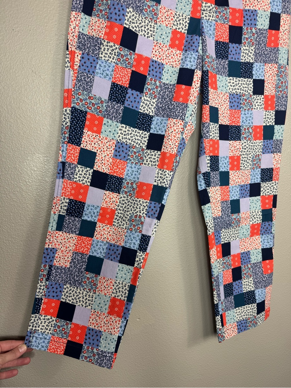 Lands’ End Patchwork Colorful Mid Rise Pull On Chino Ankle Pants Size 14W G - Picture 4 of 12